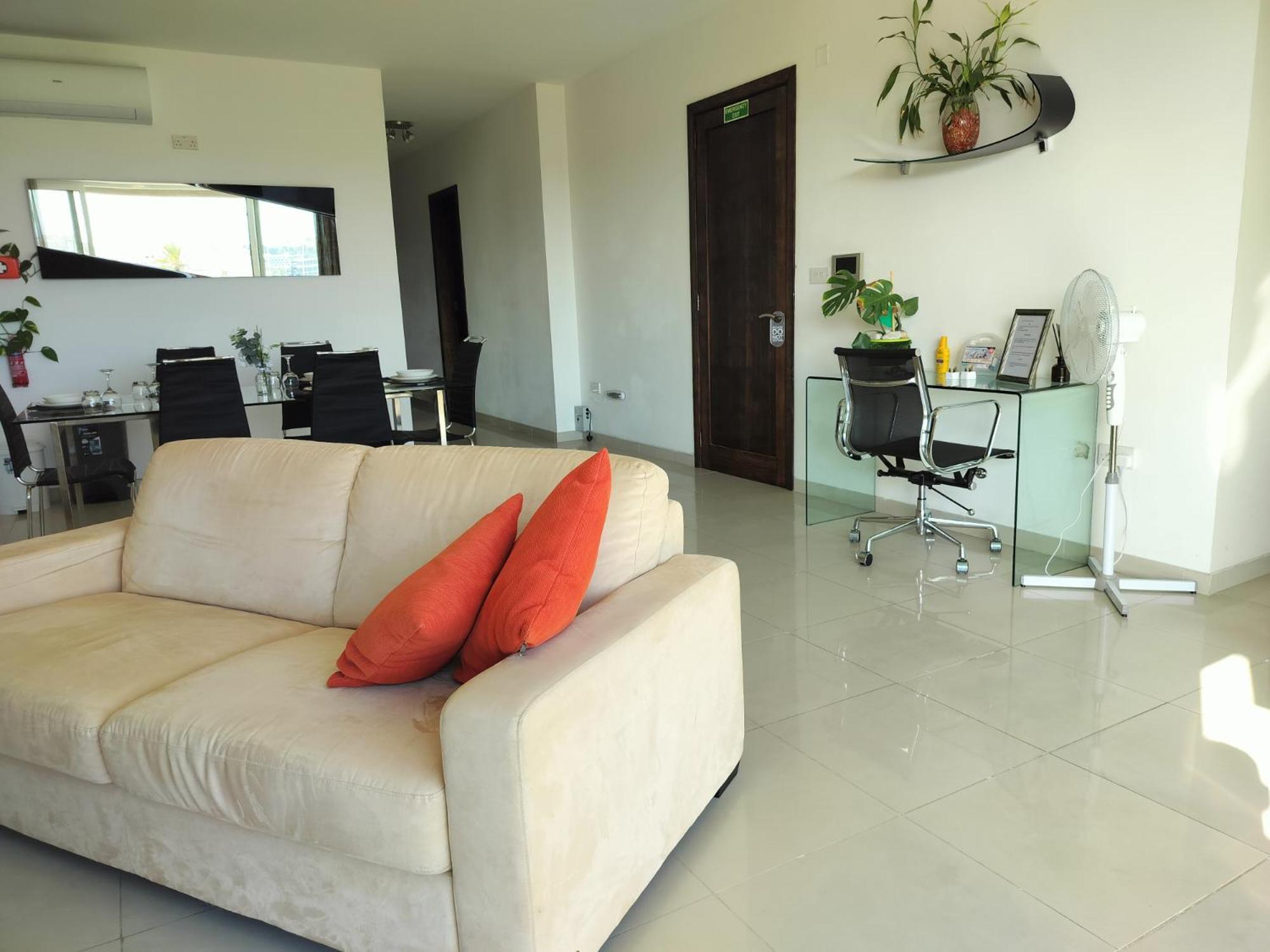 Apartament Stunning Seafront With Marina And Valletta Views In Malta Gzira