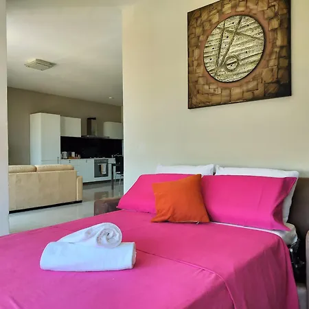 Stunning Seafront Apartment With Marina And Valletta Views In Malta Gzira Exterior photo