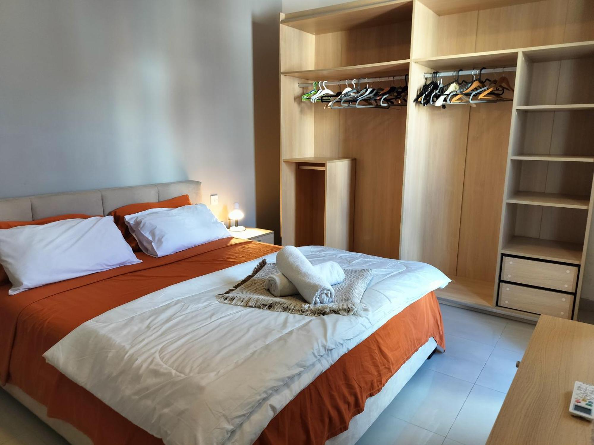 Apartment Stunning Seafront With Marina And Valletta Views In Malta Gzira